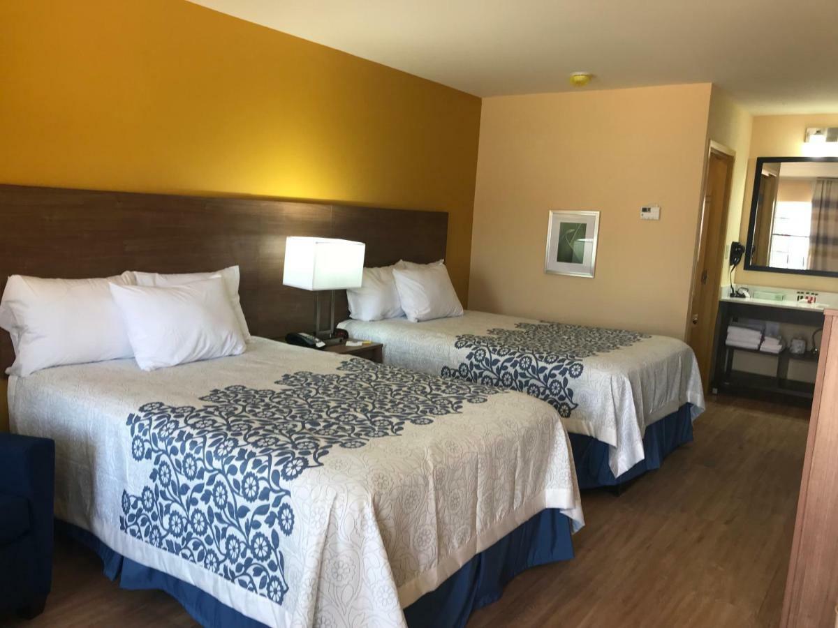 Days Inn By Wyndham Batesville Buitenkant foto
